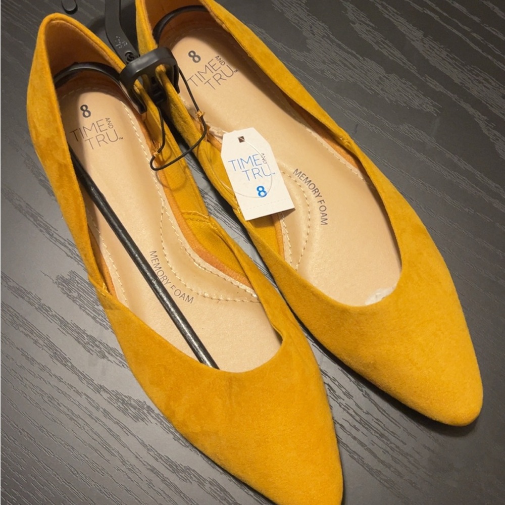 Time and Tru Women's Mustard Flats